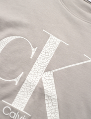 Calvin Klein - MARBLE MONOGRAM SS T-SHIRT - kortærmede t-shirts - porpoise - 2