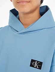 Calvin Klein - PIQUE MODERN COMFORT HOODIE - bluzy z kapturem - dusk blue - 3
