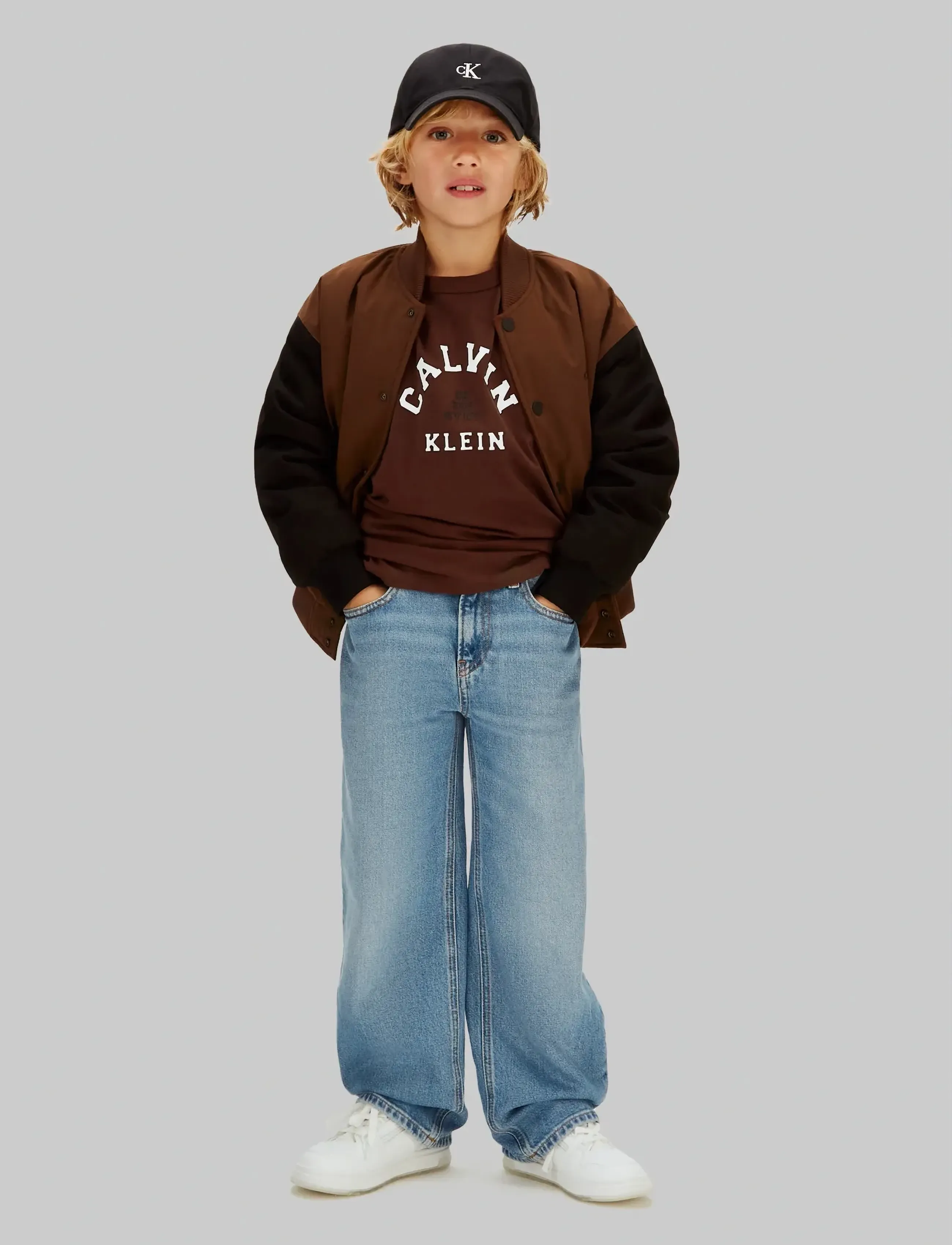 Calvin Klein - VARSITY GRAPHIC T-SHIRT S/S - kurzärmelige - legacy brown - 2