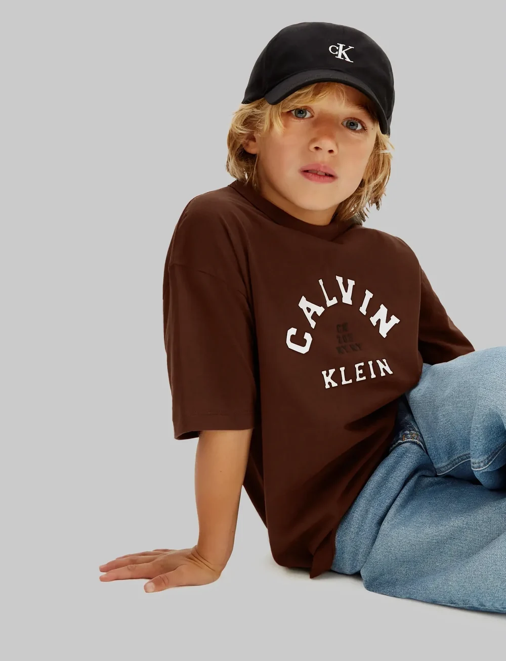 Calvin Klein - VARSITY GRAPHIC T-SHIRT S/S - kurzärmelige - legacy brown - 3