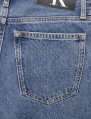 Calvin Klein - HR WIDE LEG MID BLUE RIGID - brede jeans - mid blue rigid - 4