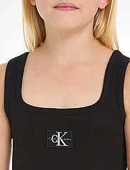 Calvin Klein - RIB BADGE SQUARE NECK TANK DRESS - varrukateta vabaaja kleidid - ck black - 3