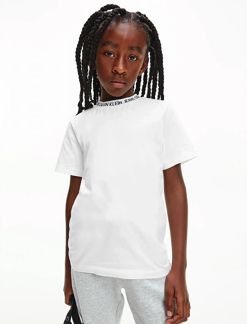 Calvin Klein - INTARSIA LOGO T-SHIRT - kurzärmelige - bright white - 4