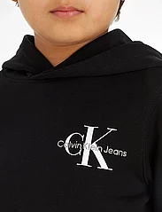 Calvin Klein - SMALL MONOGRAM HOODIE - kapuutsiga dressipluusid - ck black - 10