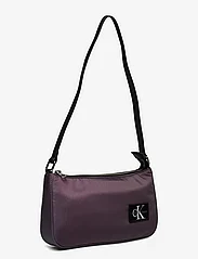 Calvin Klein - TWO TONE SHOULDER BAG - kesälöytöjä - amaranth - 2