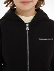 Calvin Klein - INST. LOGO RELAXED ZIP-THROUGH - džemperiai su gobtuvu - ck black - 6