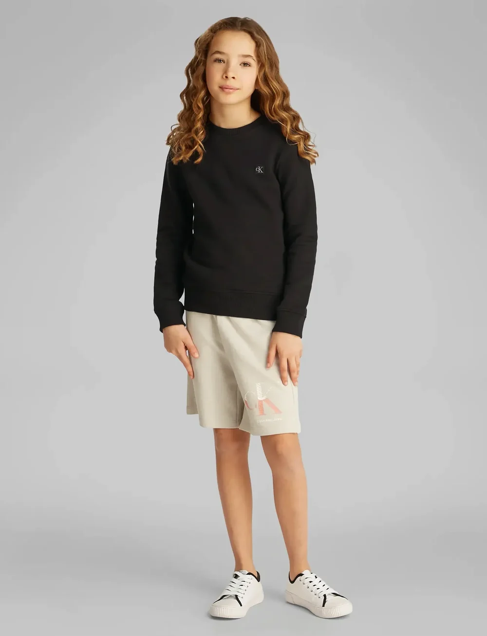 Calvin Klein - MONO MINI BADGE REG CN - sweatshirts - ck black - 4