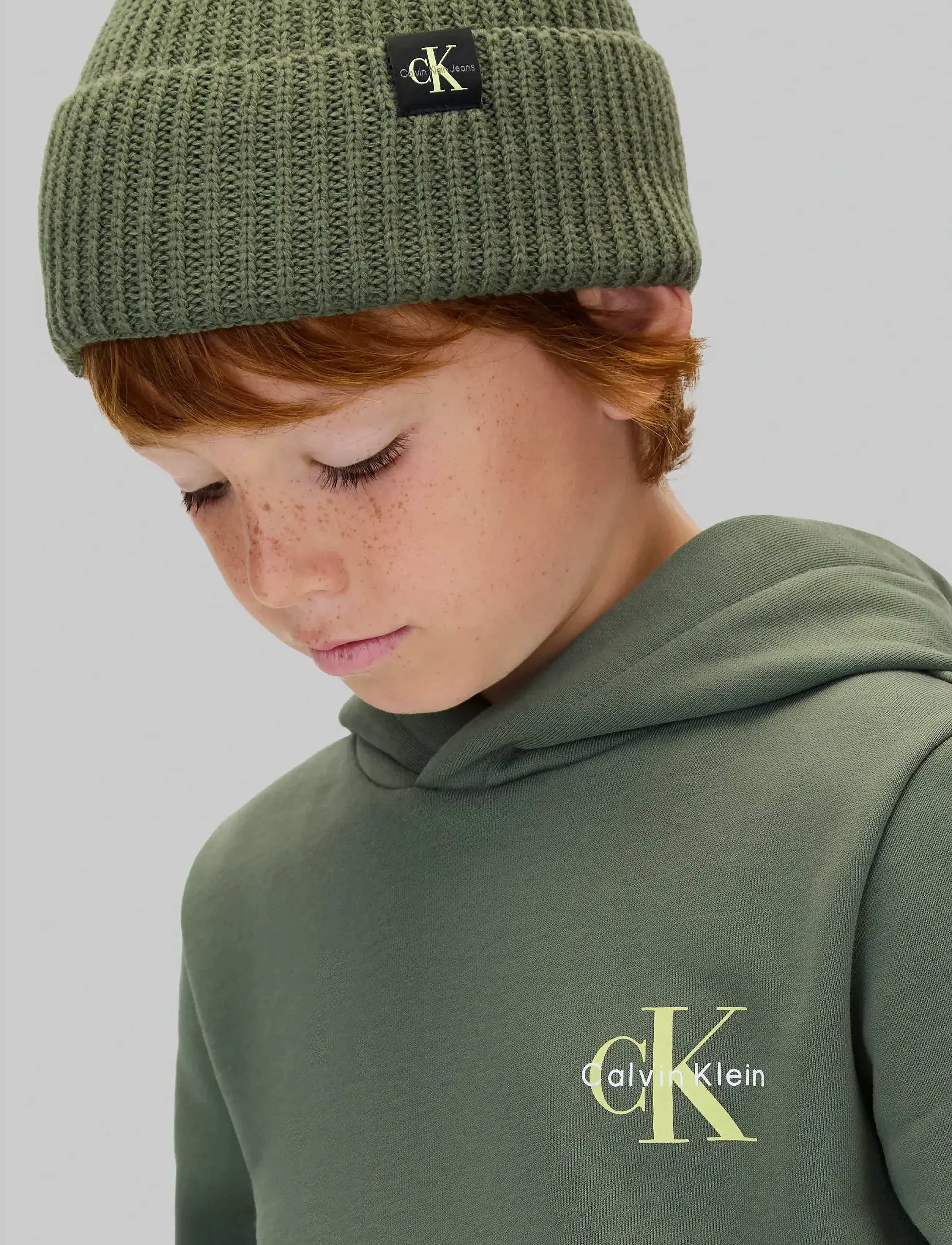 Calvin Klein - SMALL MONOGRAM HOODIE - hoodies - thyme - 4