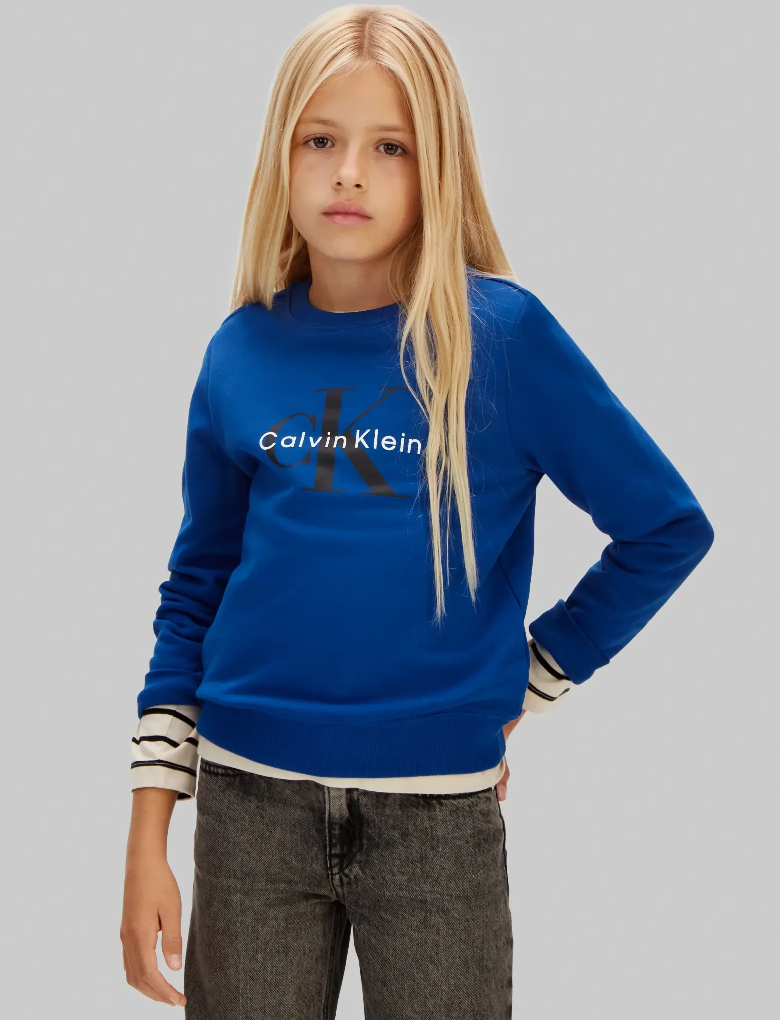 Calvin Klein Monologo Cn Sweatshirt, 128, Sweatshirts & Hoodies, Blau - Sweatshirts, Kinder