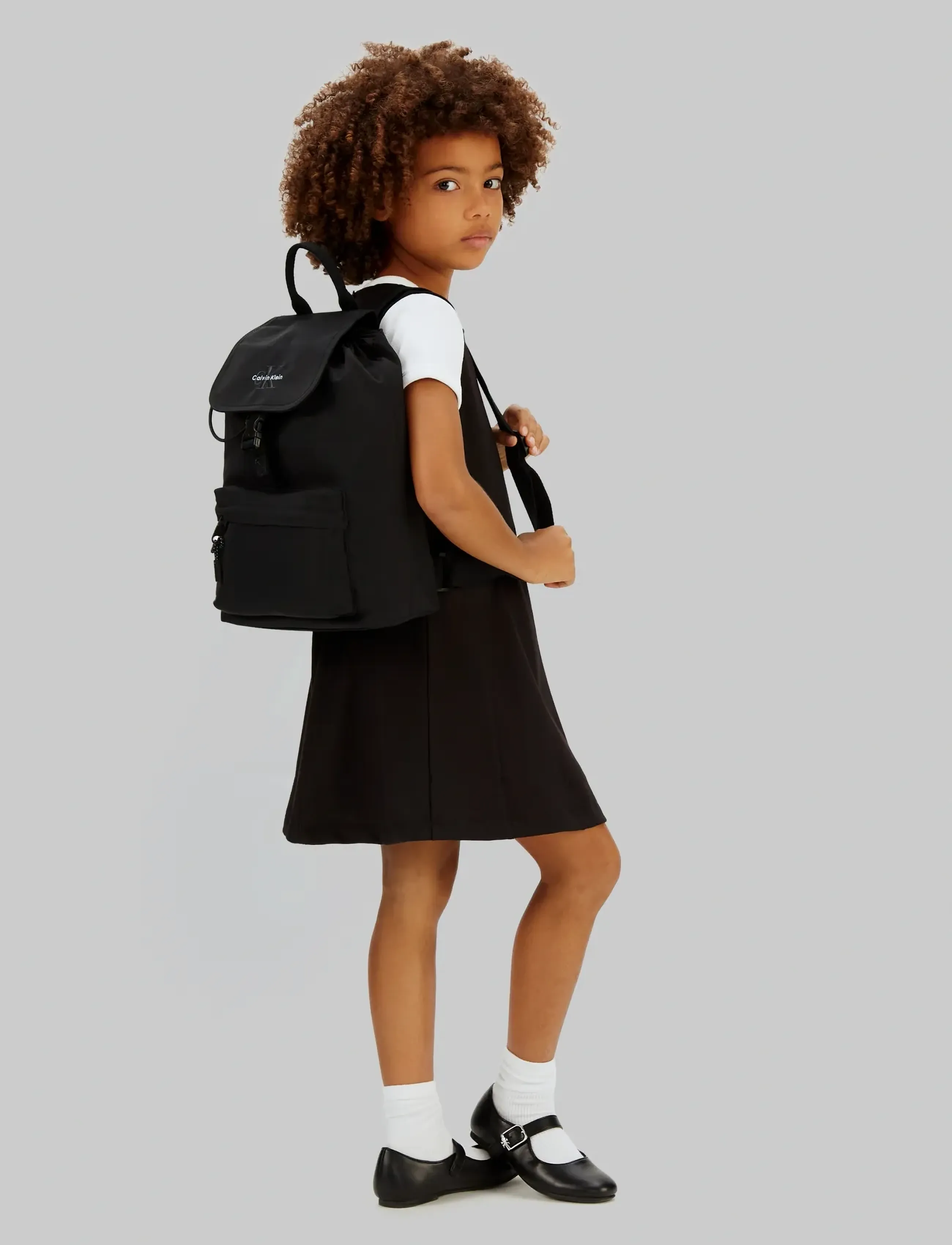 Calvin Klein - SOLID FLAP MONOLOGO BACKPACK - rygsække - ck black - 2