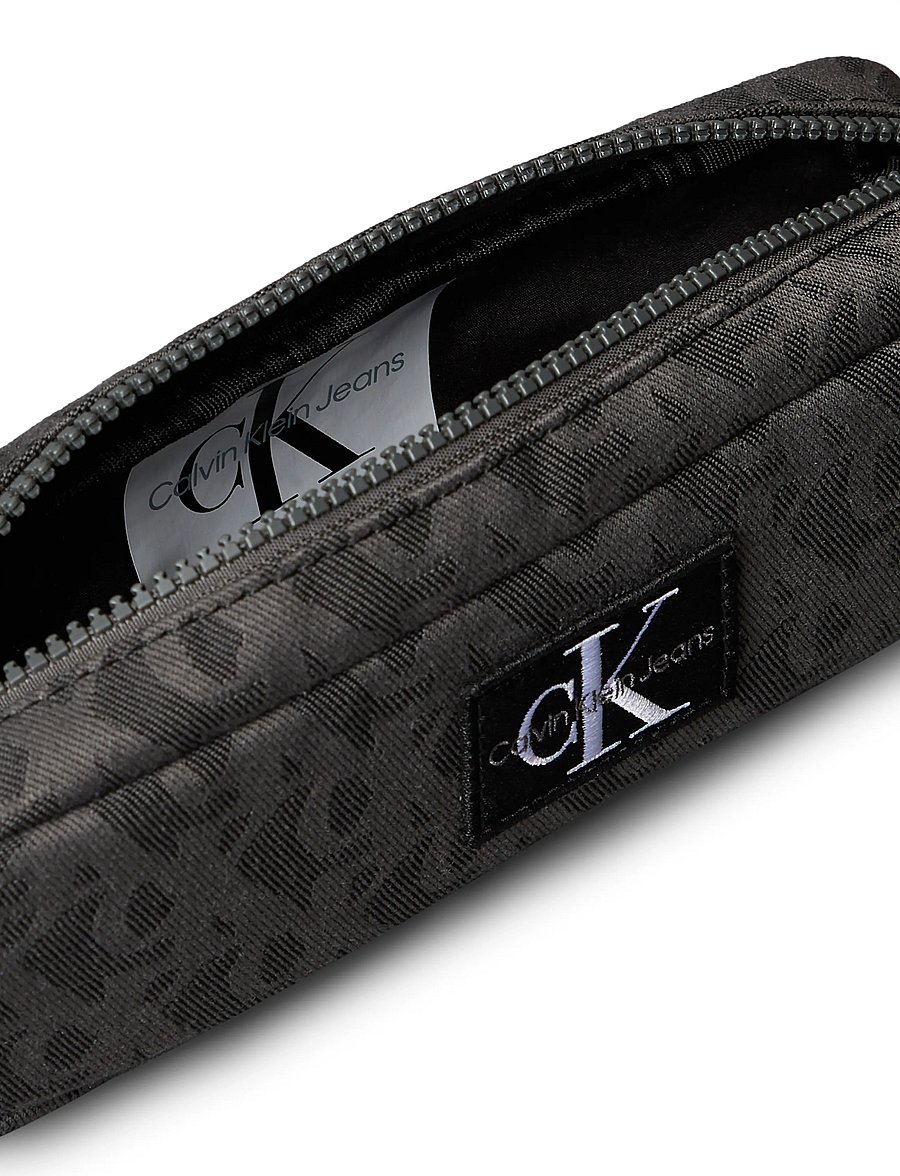Calvin Klein - AOP PENCIL CASE - Étuis à crayons - pvh black - 2