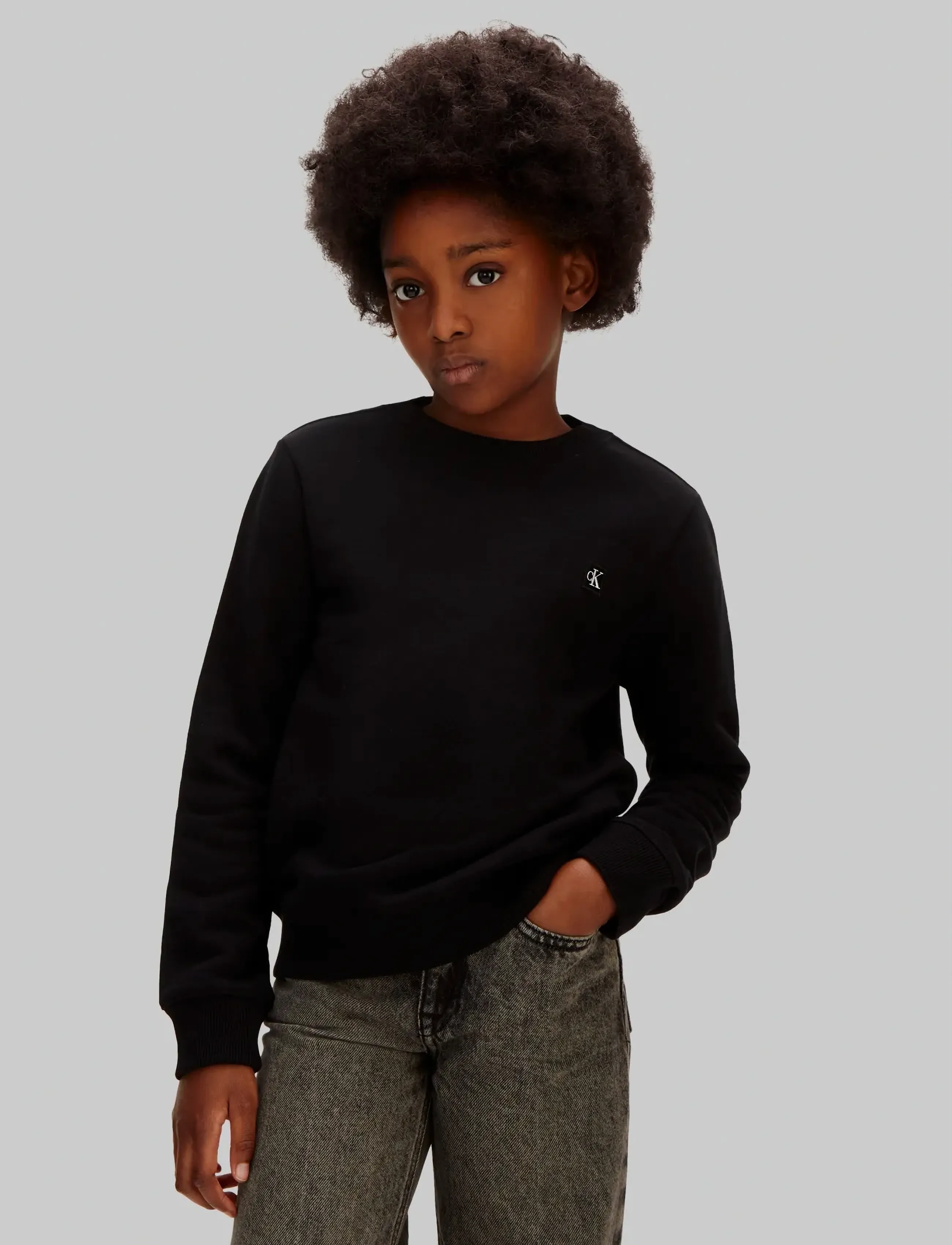 Calvin Klein MINI BADGE REG CN - Sweatshirts - BLACK [CSI] 25CW1000175CK / black