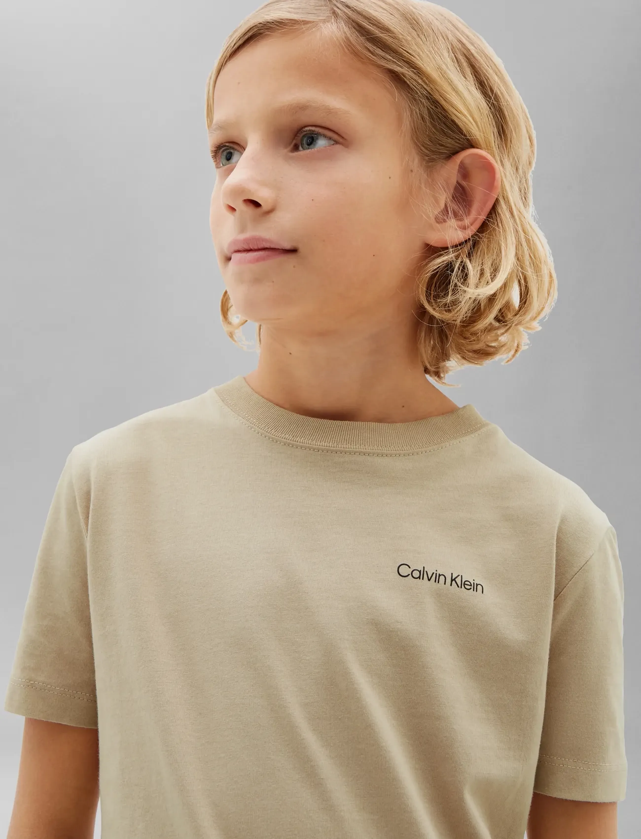 Calvin Klein - SMALL CHEST INST.LOGO SS T-SHIRT - t-shirts à manches courtes - humus - 3