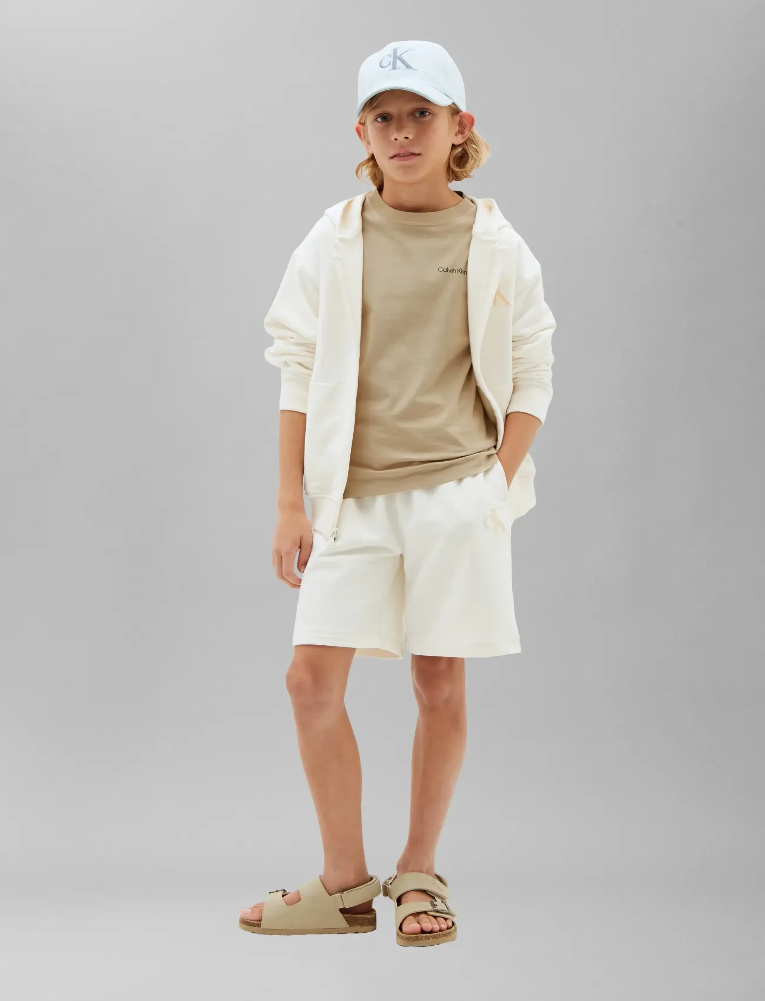 Calvin Klein - SMALL CHEST INST.LOGO SS T-SHIRT - t-shirts à manches courtes - humus - 5