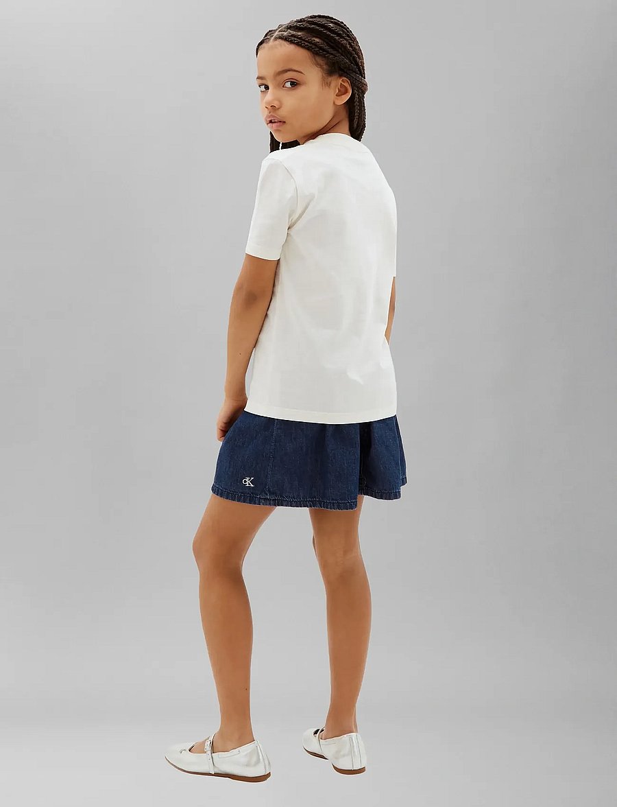 Calvin Klein - MINI BADGE REG T-SHIRT - kortærmede t-shirts - tofu - 2