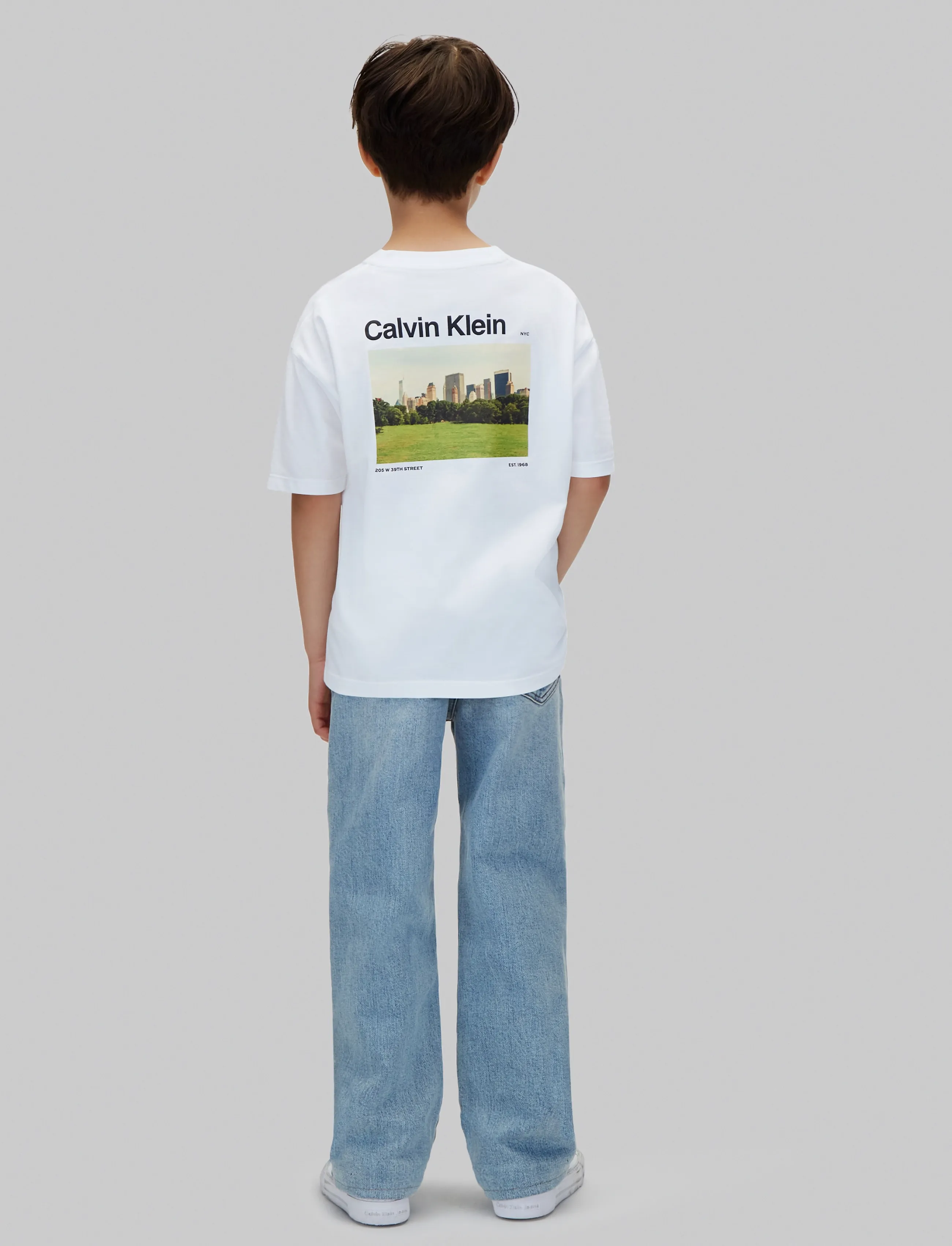 Calvin Klein - RLXD BACK PHOTO PRINT SS T-SHIRT - bright white - 3