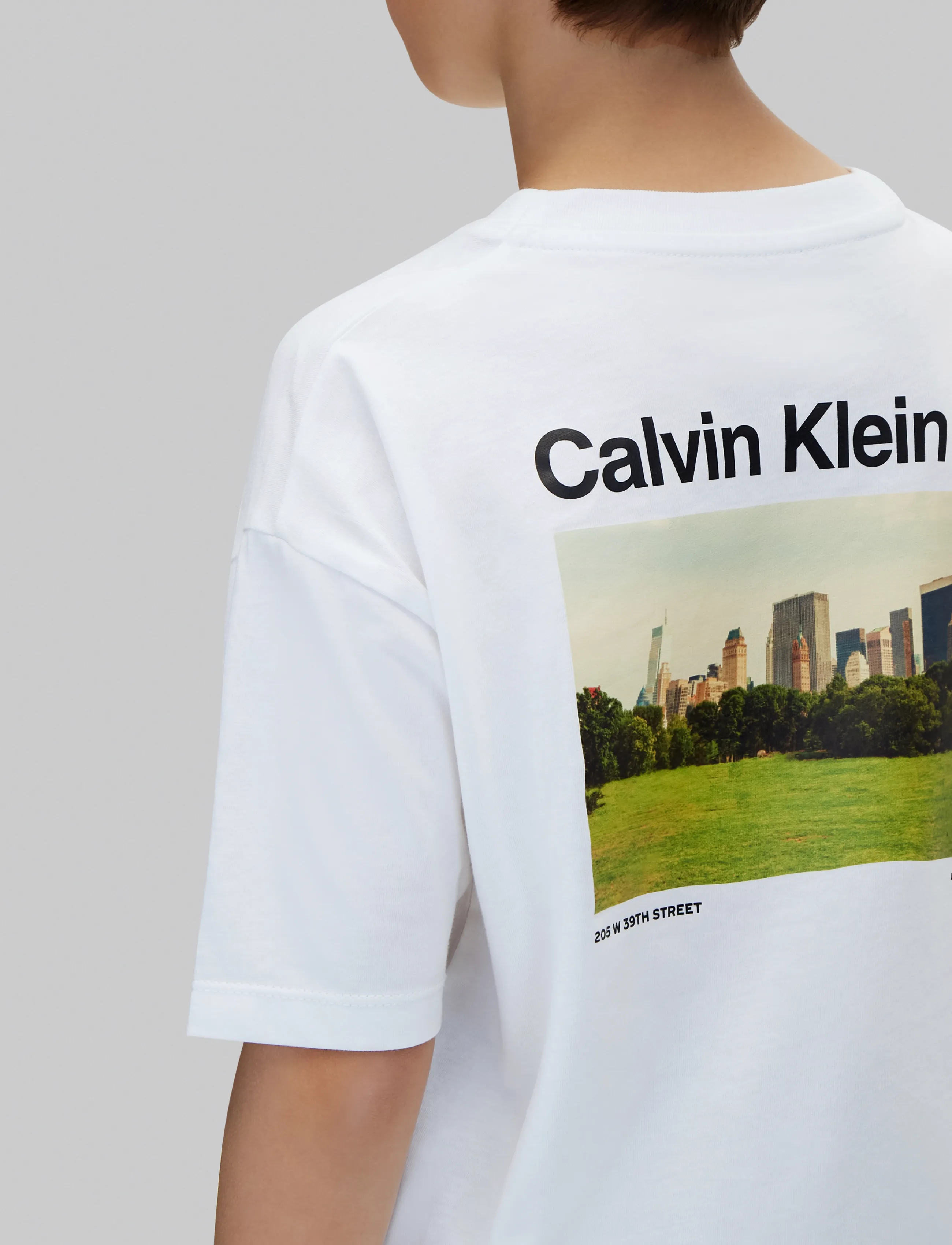 Calvin Klein - RLXD BACK PHOTO PRINT SS T-SHIRT - bright white - 4