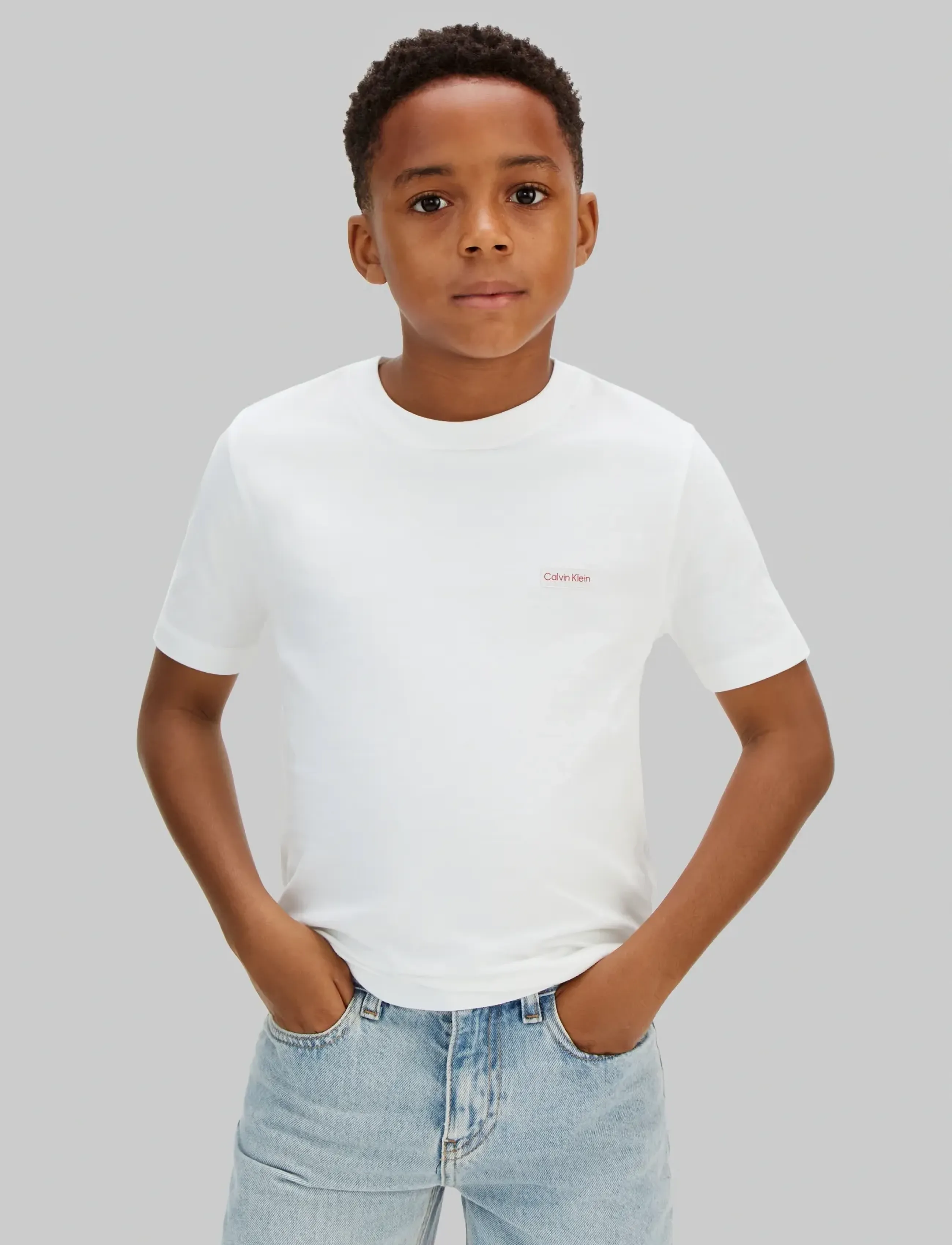 Calvin Klein LOGO LABEL SS T-SHIRT - Toppe og t-shirts - WHITE 11-0601 TCX / white