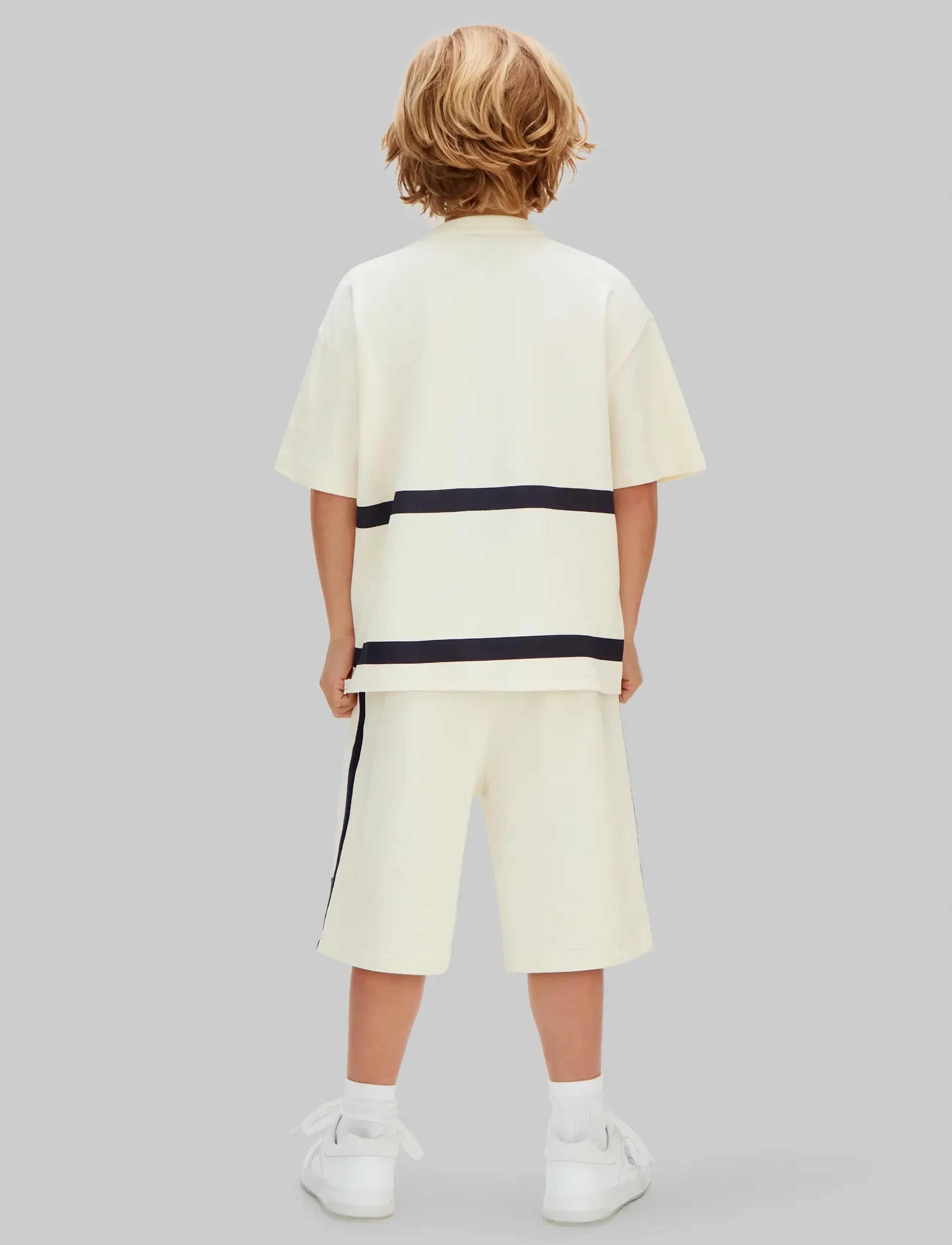 Calvin Klein - VARSITY RELAXED SHORTS - sweatshorts - vanilla ice 11-0104 tcx - 3