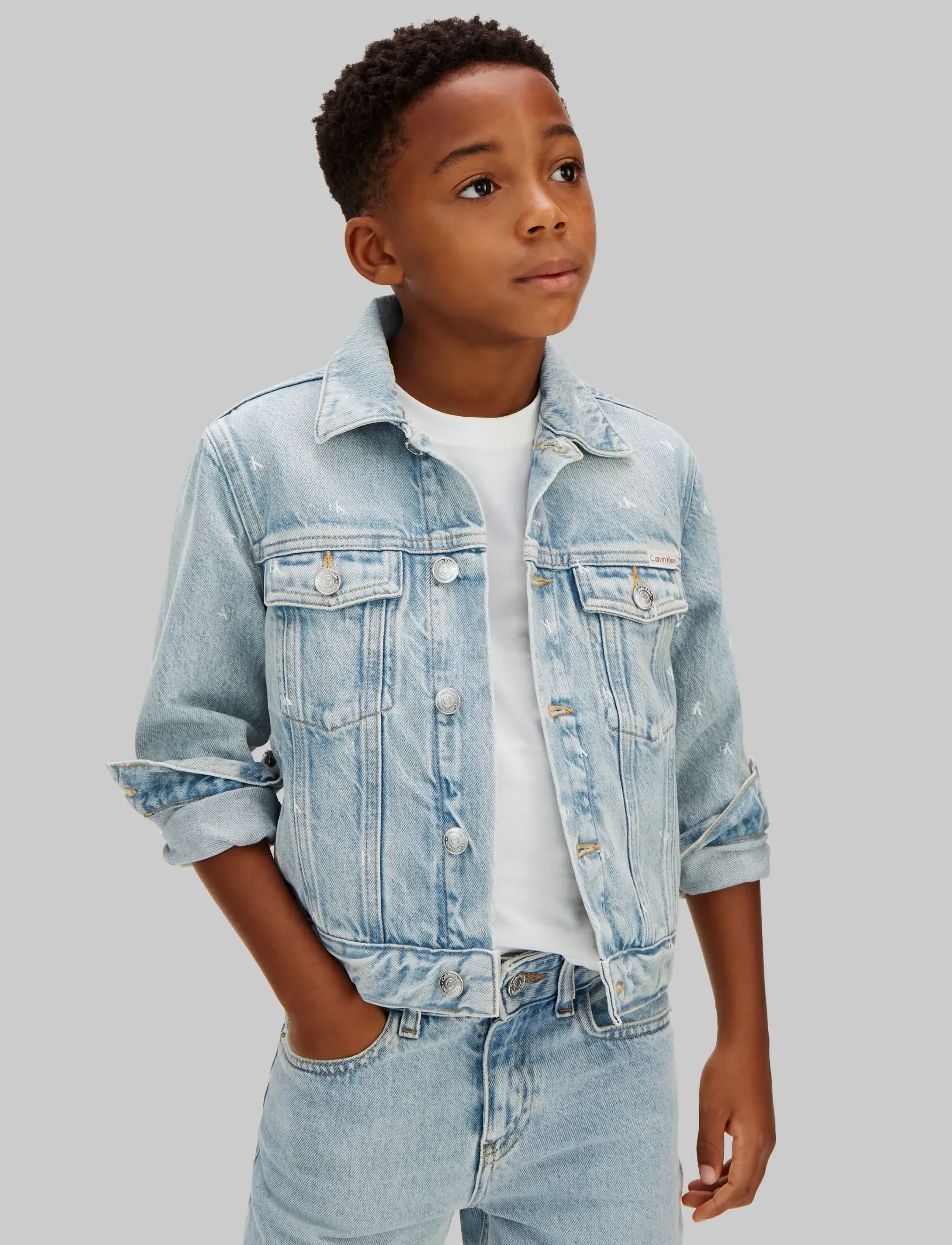 Calvin Klein - DENIM AOP TRUCKER JACKET - andrew wash aop - 3