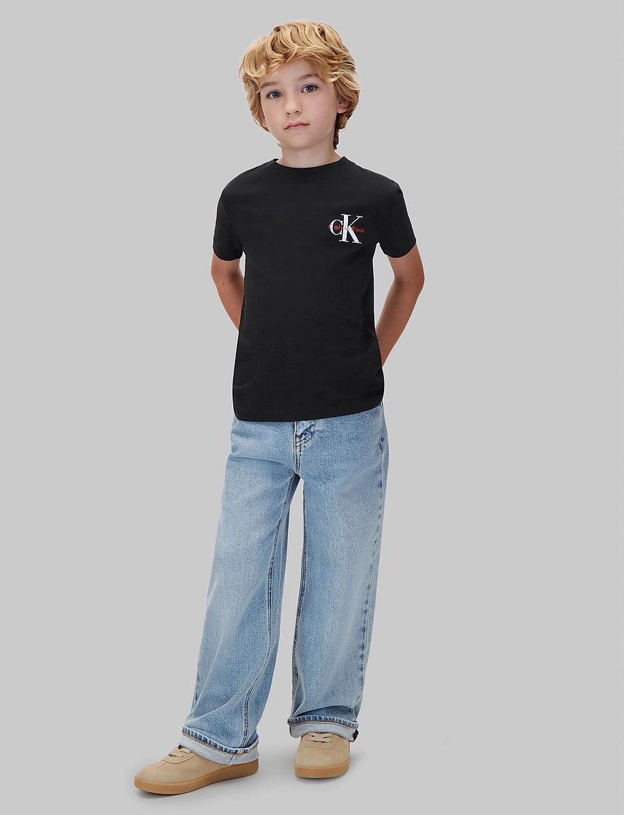 Calvin Klein - SMALL CHEST MONOLOGO SS T-SHIRT - lühikeste varrukatega t-särgid - pvh black - 0