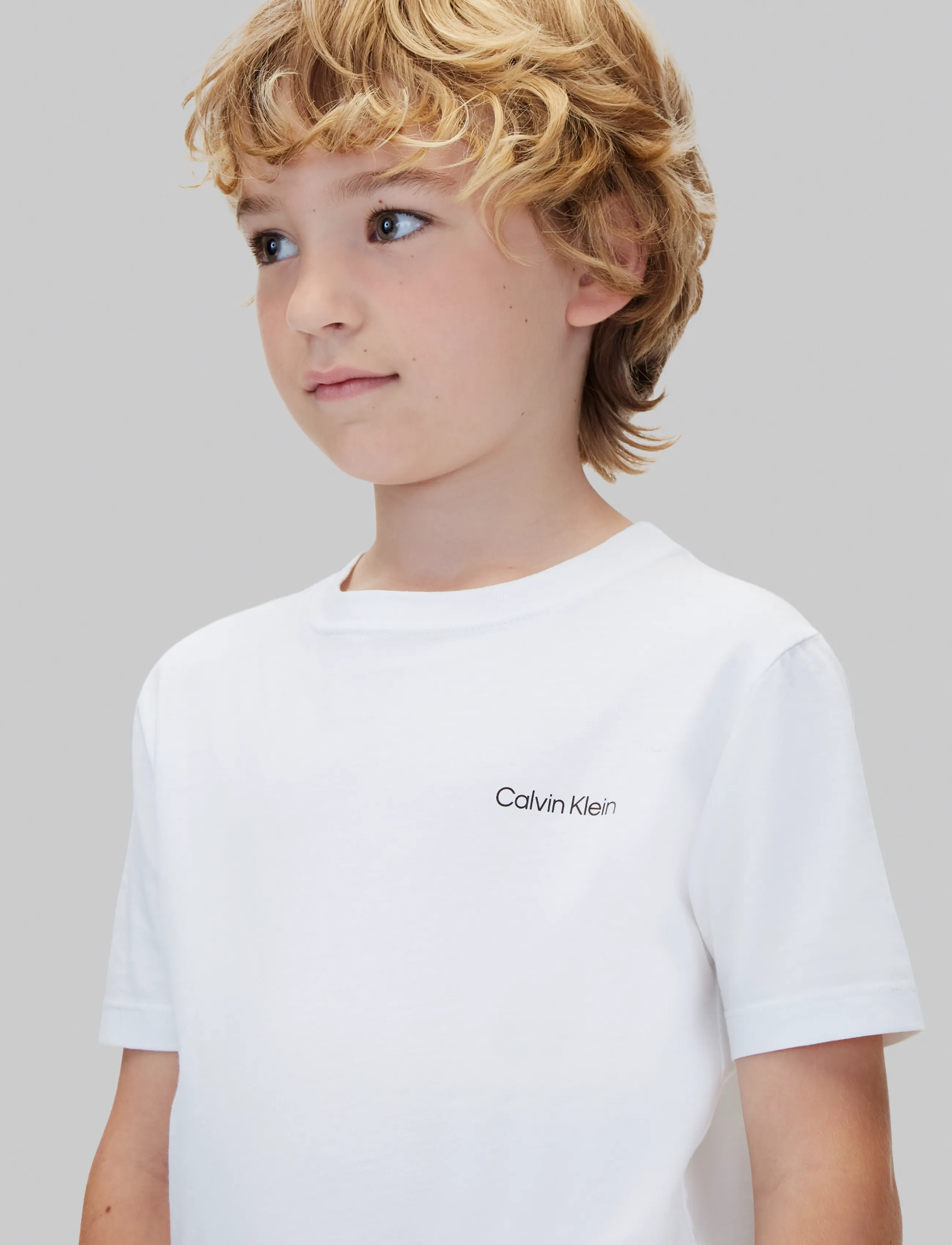 Calvin Klein - SMALL CHEST INST.LOGO SS T-SHIRT - bright white - 4