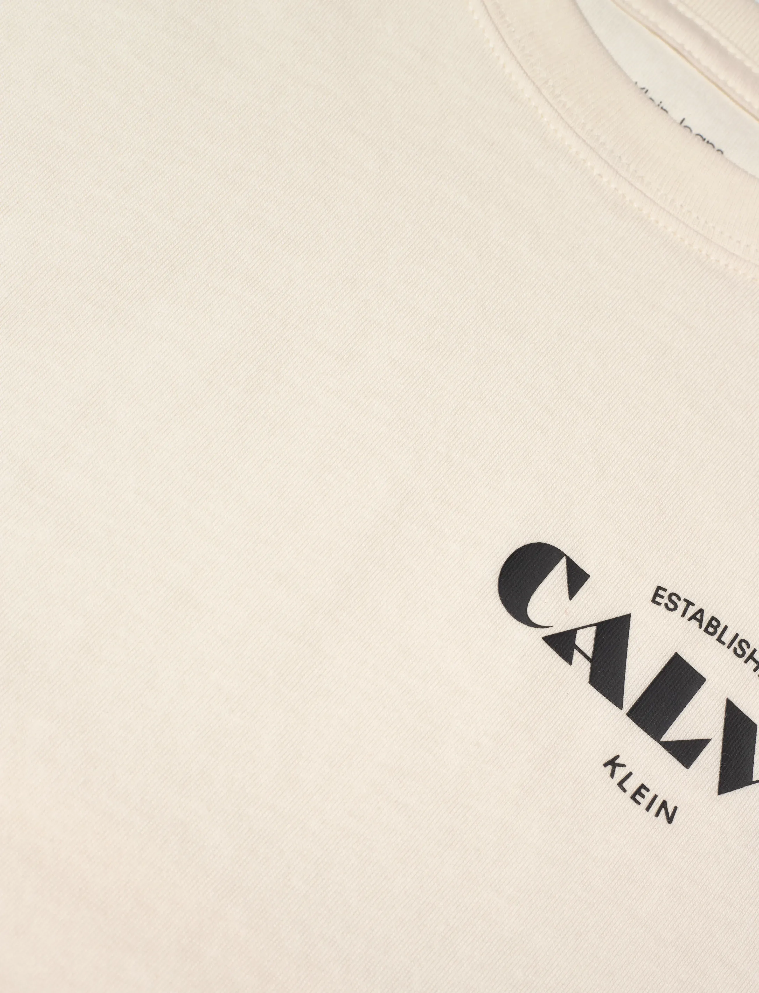 Calvin Klein - CALVIN SMALL CHEST PRINT TEE SS - kortærmede t-shirts - tofu - 2