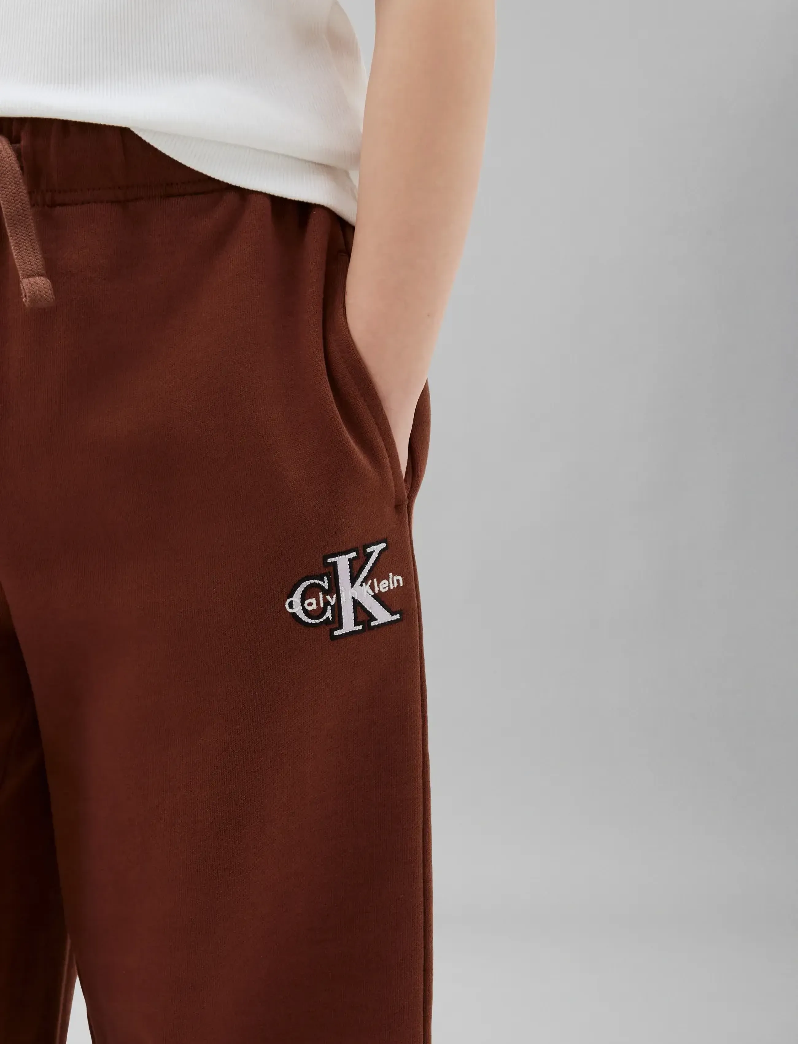 Calvin Klein - MONOLOGO WIDE LEG SWEATPANT - jogginghosen - rocky road - 4