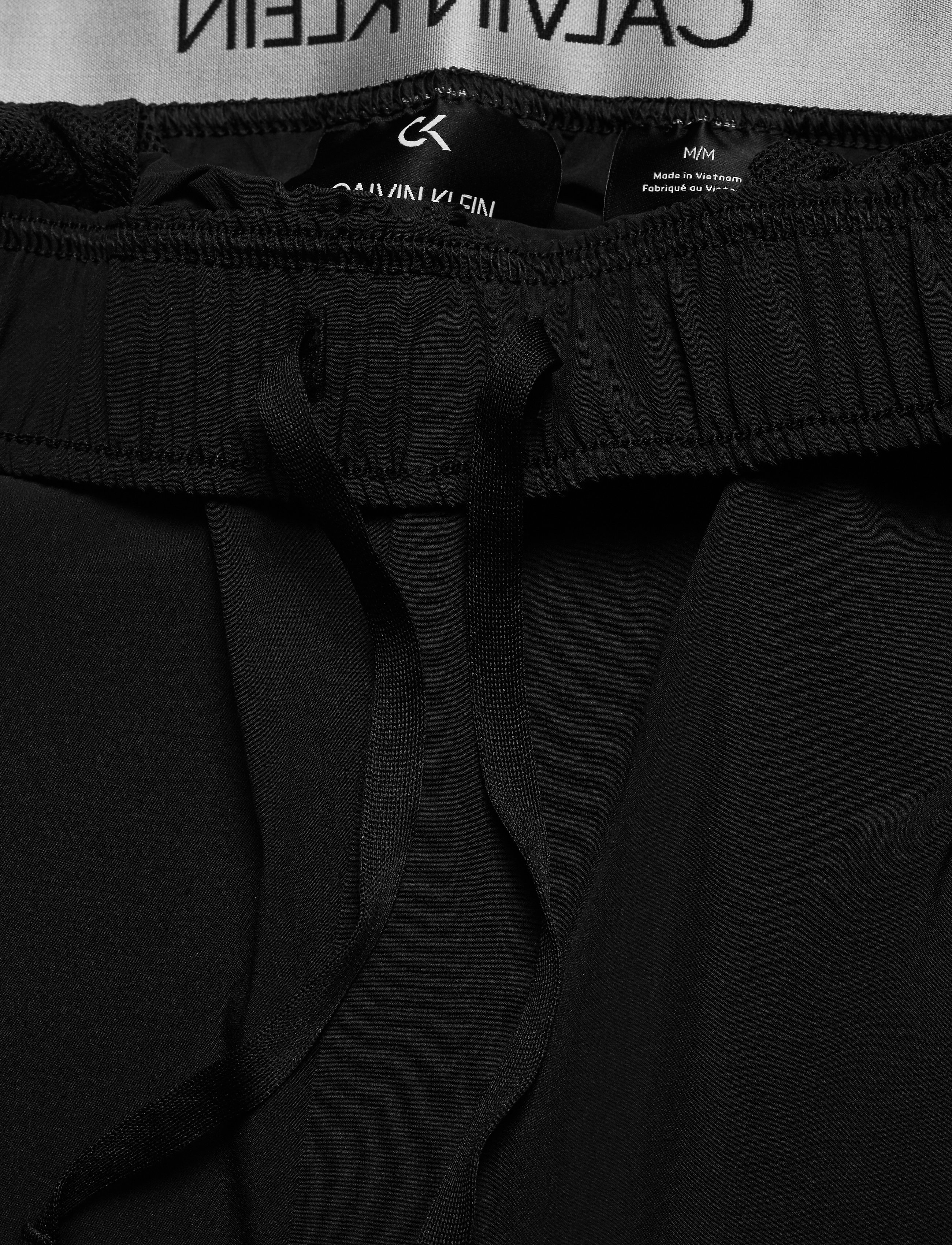 Calvin Klein Performance - 7" Woven Shorts - ck black - 5