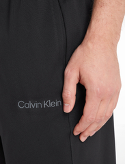 Calvin Klein Performance - PW - TRACKSUIT - trainingsanzug - black beauty - 4
