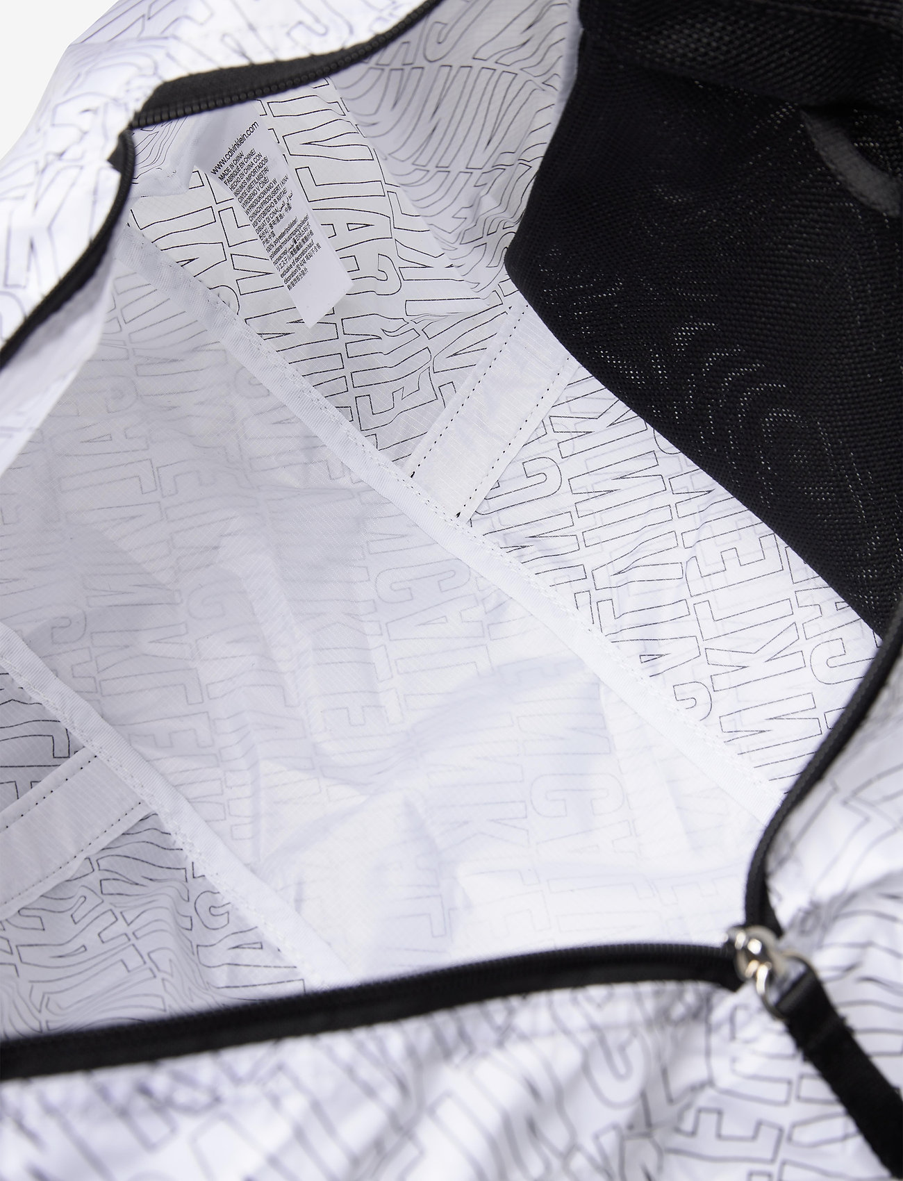 Calvin Klein Performance - DUFFLE BAG - white - 4