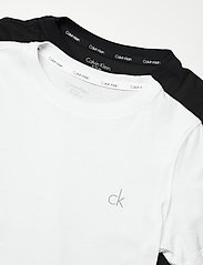 Calvin Klein - 2PK SS TEE - kortærmede t-shirts - white/black - 2