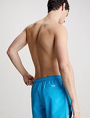 Calvin Klein - MEDIUM DRAWSTRING - swim shorts - malibu blue - 3