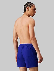 Calvin Klein - MEDIUM DRAWSTRING - swim shorts - sapphire blue - 3