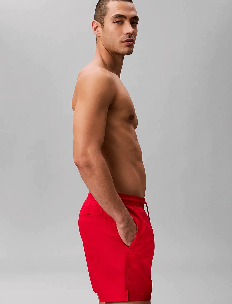 Calvin Klein - MEDIUM DRAWSTRING COVERED WAISTB - badehose - red gala - 4