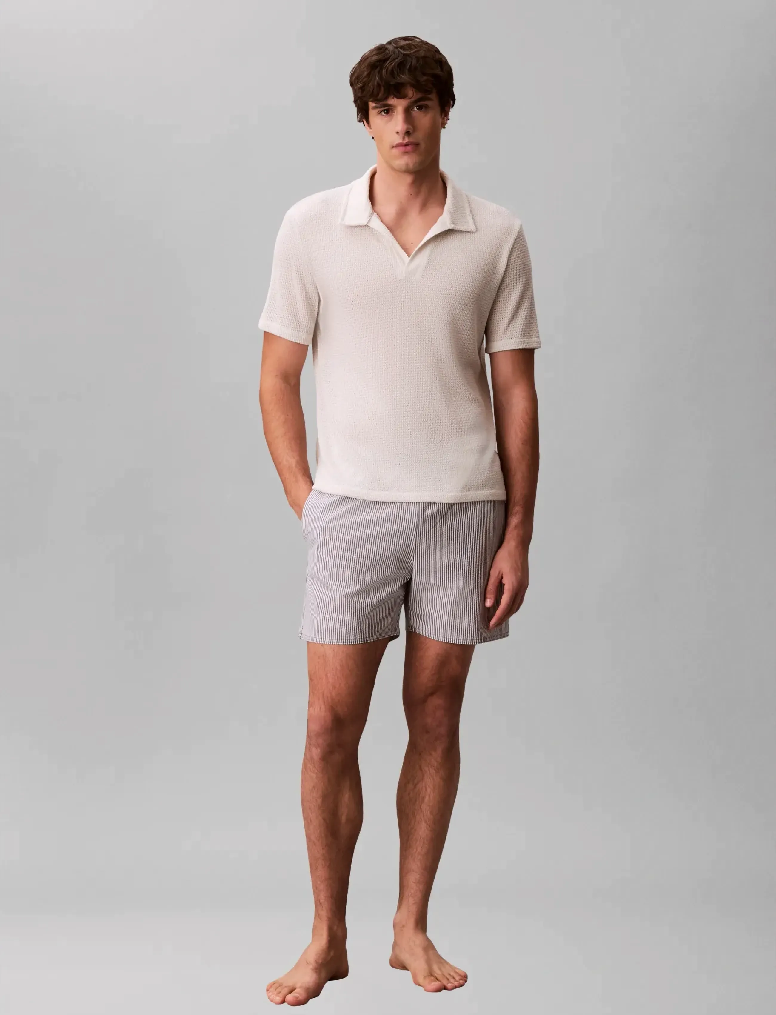 Calvin Klein MEDIUM DRAWSTRING - Calvin Klein - FORGED IRON  WHITE / black