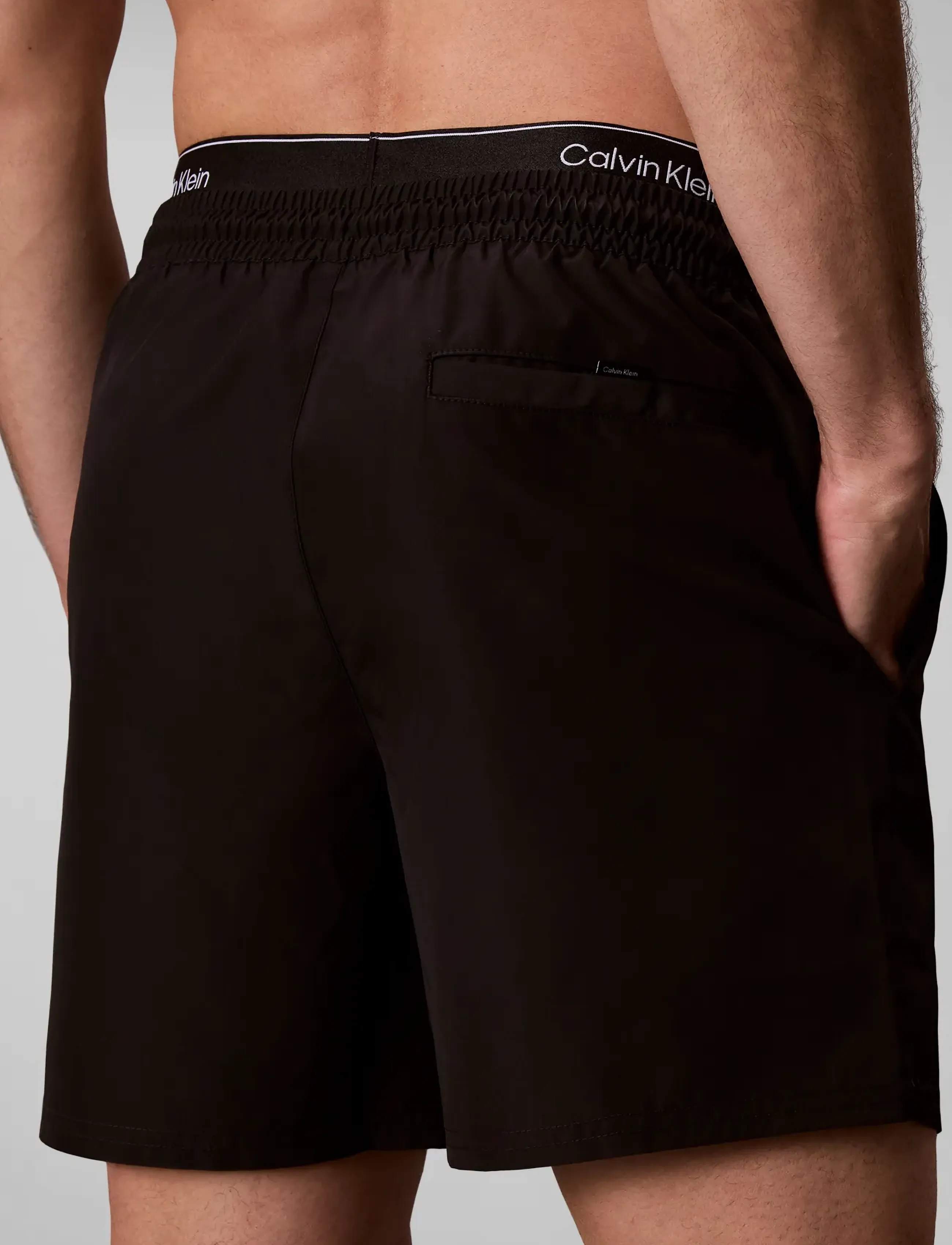Calvin Klein - MEDIUM DRAWSTRING - ujumispüksid - black - 2