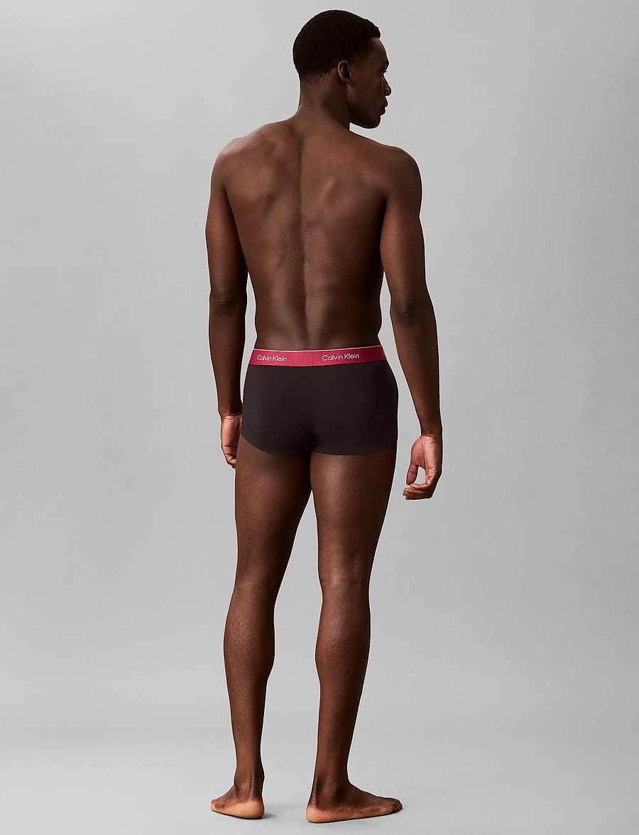 Calvin Klein - LOW RISE TRUNK 3PK - multipack underpants - black bodies w poseidon blue plein - 4