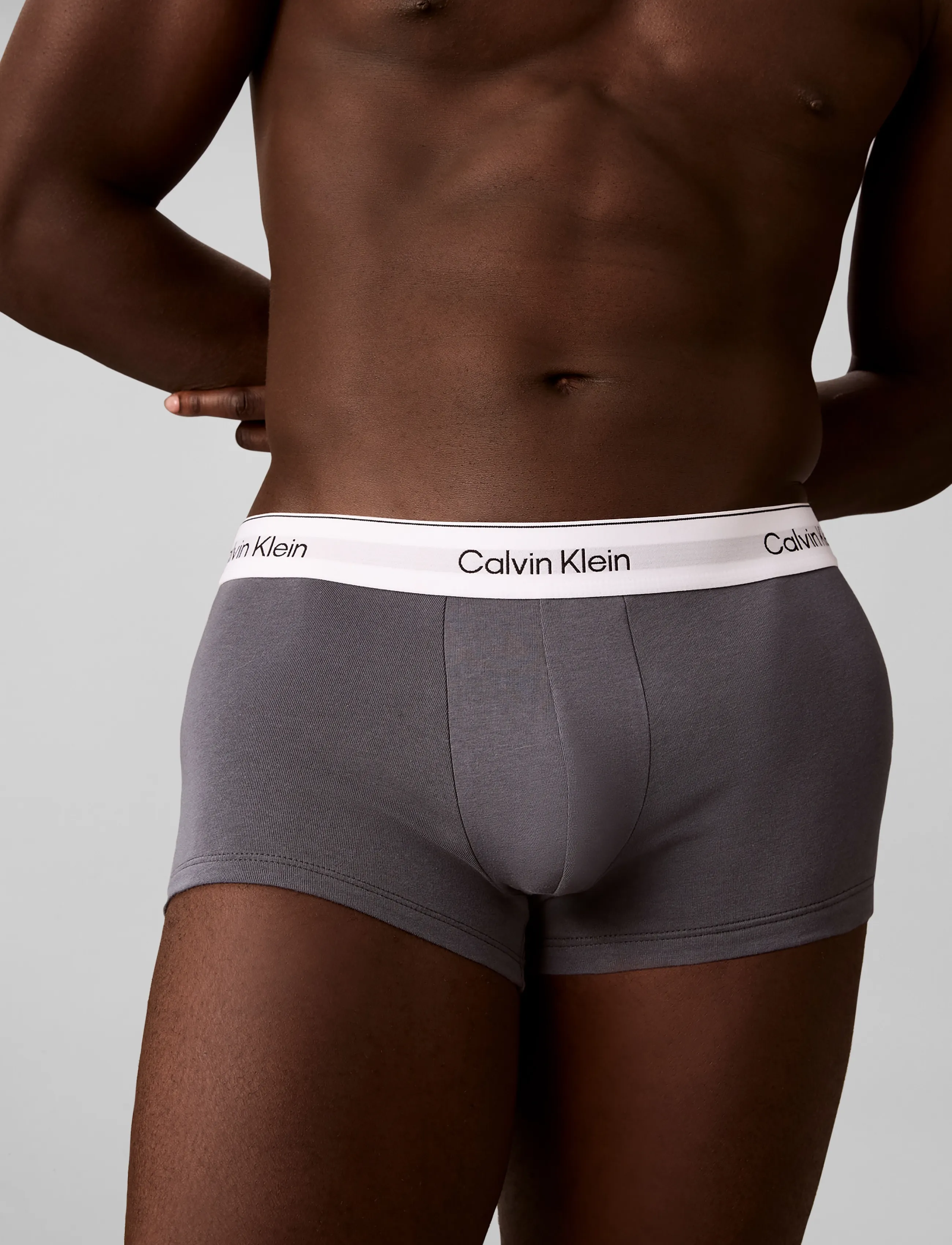 Calvin Klein - LOW RISE TRUNK 3PK - unterhosen im multipack - white collegiate logo black turbule - 2
