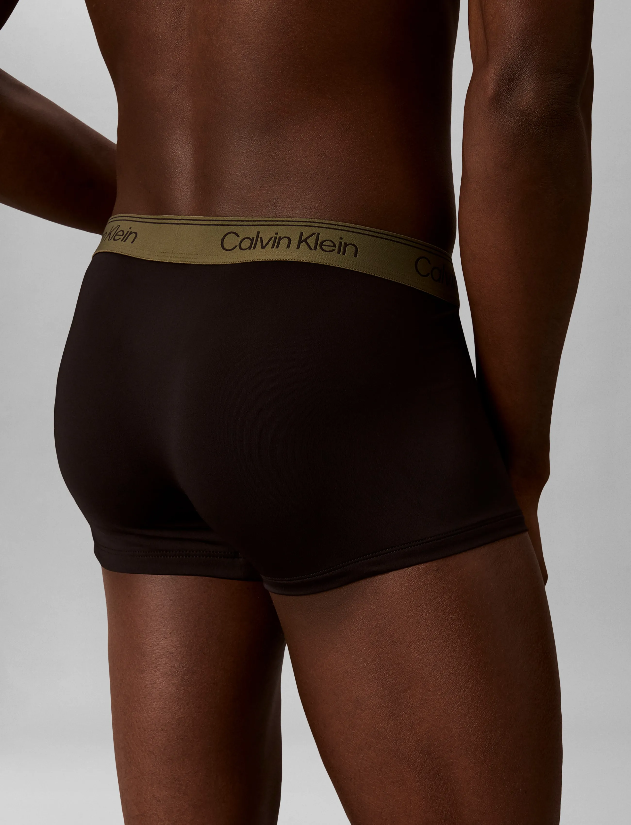 Calvin Klein - LOW RISE TRUNK 3PK - multipack underbukser - black w  bronze flash wb black oliv - 4