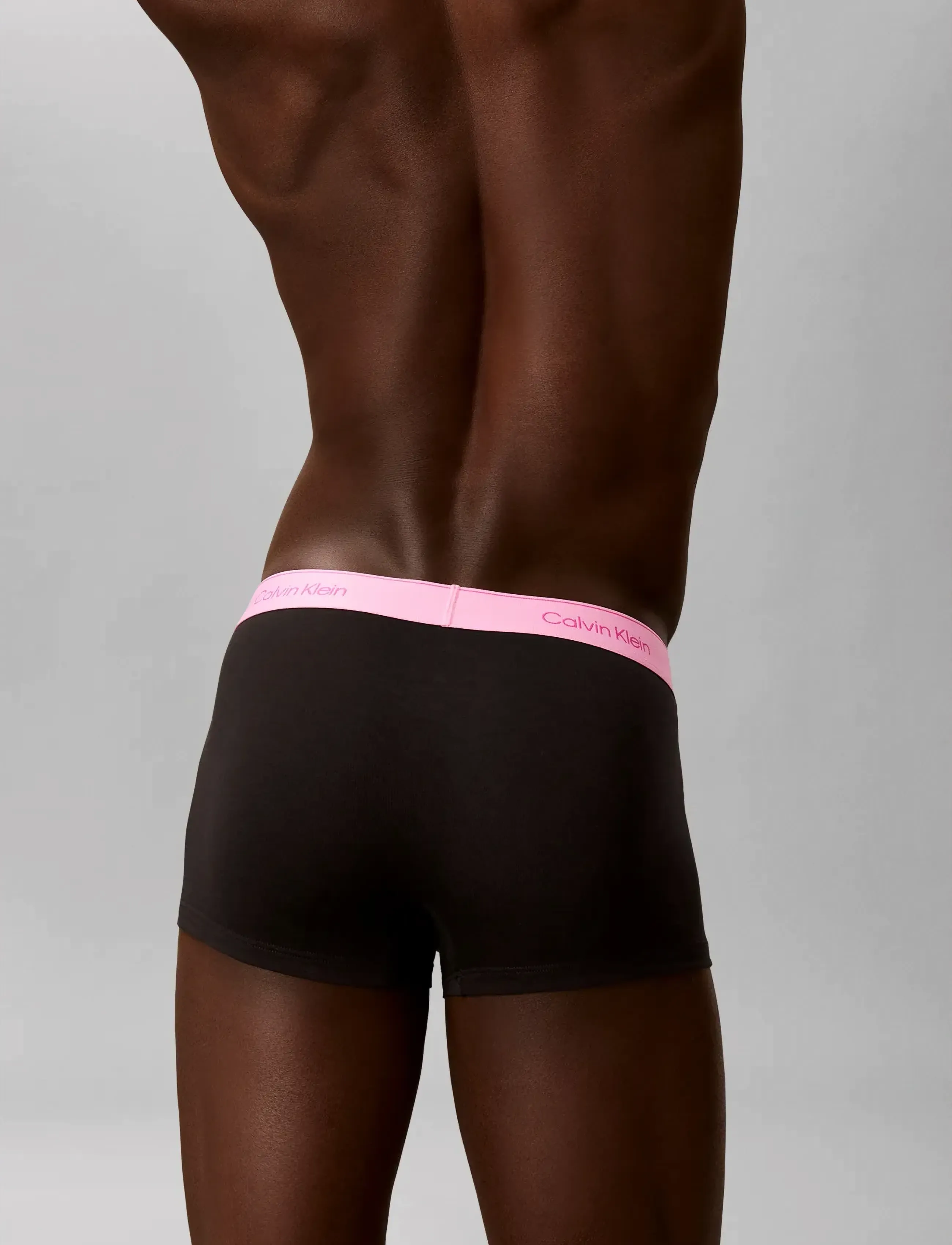 Calvin Klein - LOW RISE TRUNK 5PK - mardi gras green wb relay gold wb g - 3
