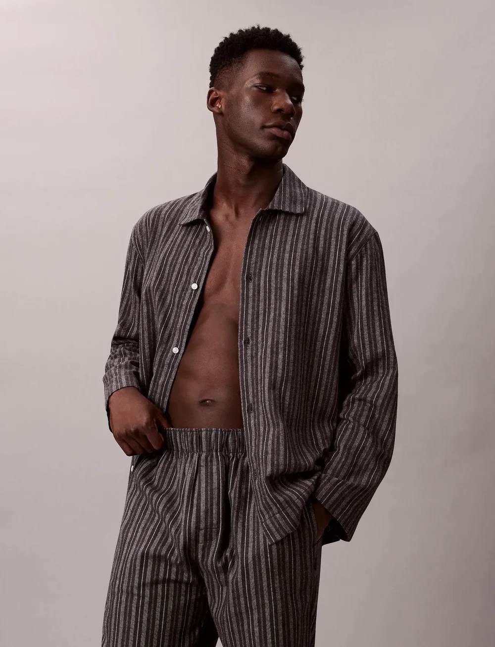 Calvin Klein - L/S BUTTON DOWN - nattrøjer - 19518 racetrack stripe+smoked pearl - 3