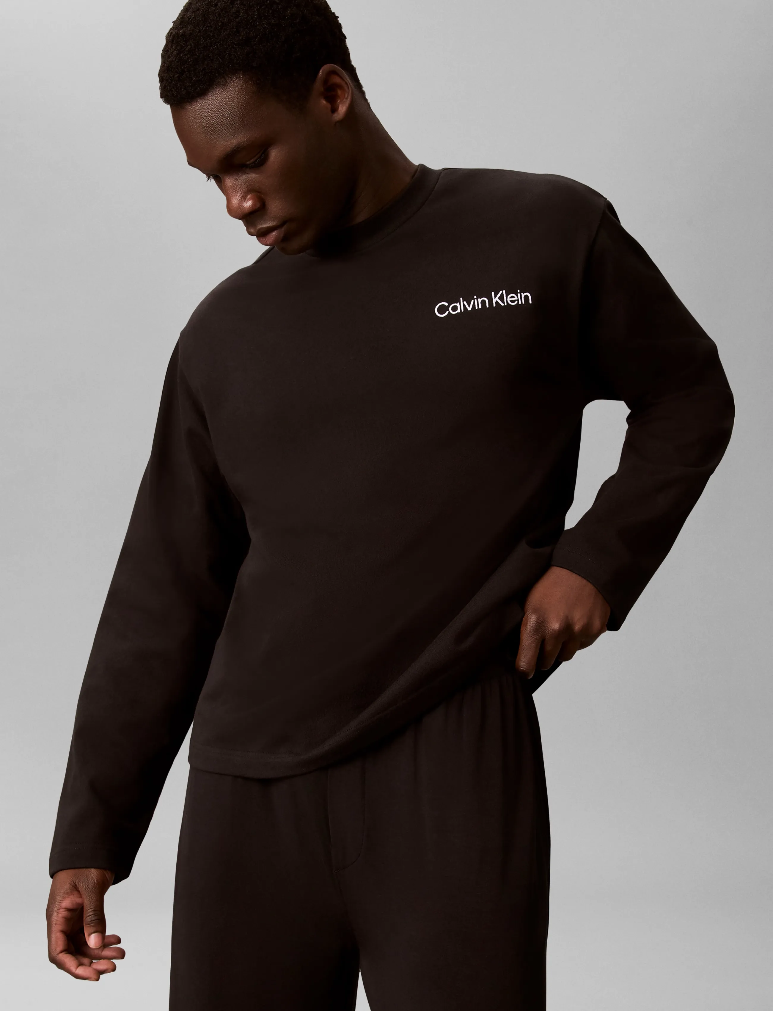 Calvin Klein - L/S CREW NECK - black - 5