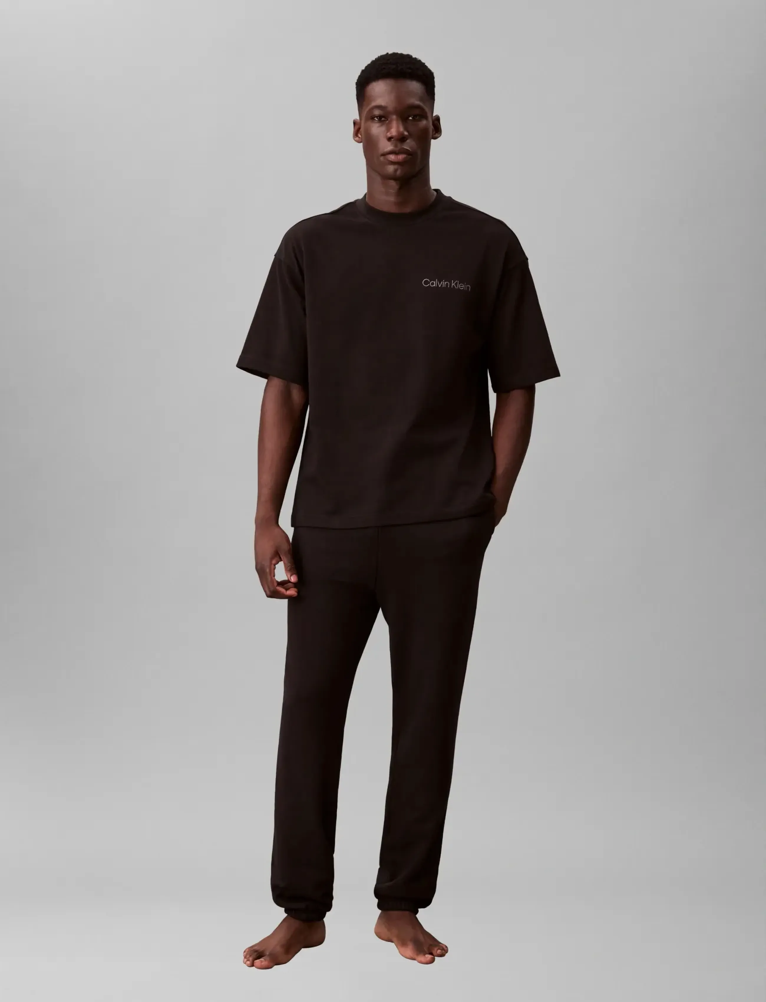 Calvin Klein S/S CREW NECK - Nyheter - BLACK / black