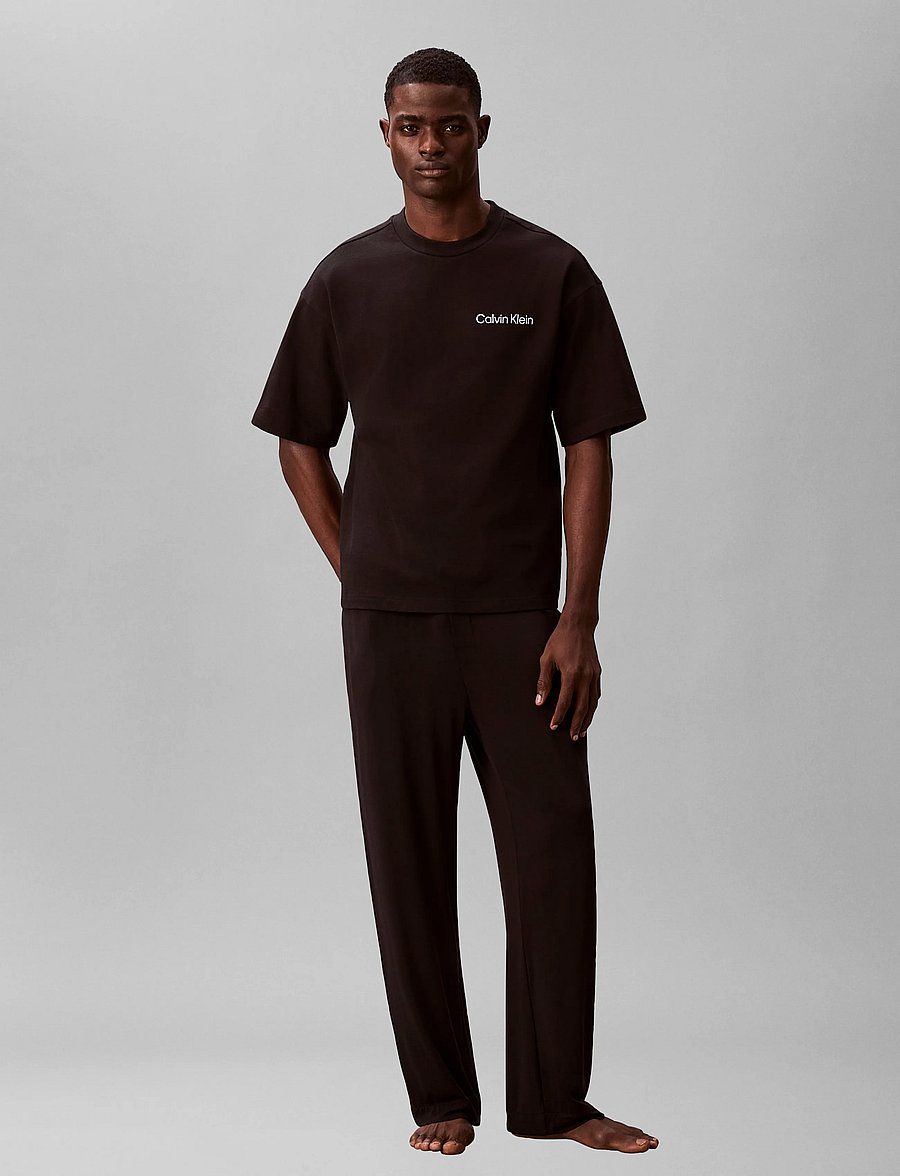 Calvin Klein - S/S CREW NECK - kortärmade t-shirts - black - 0