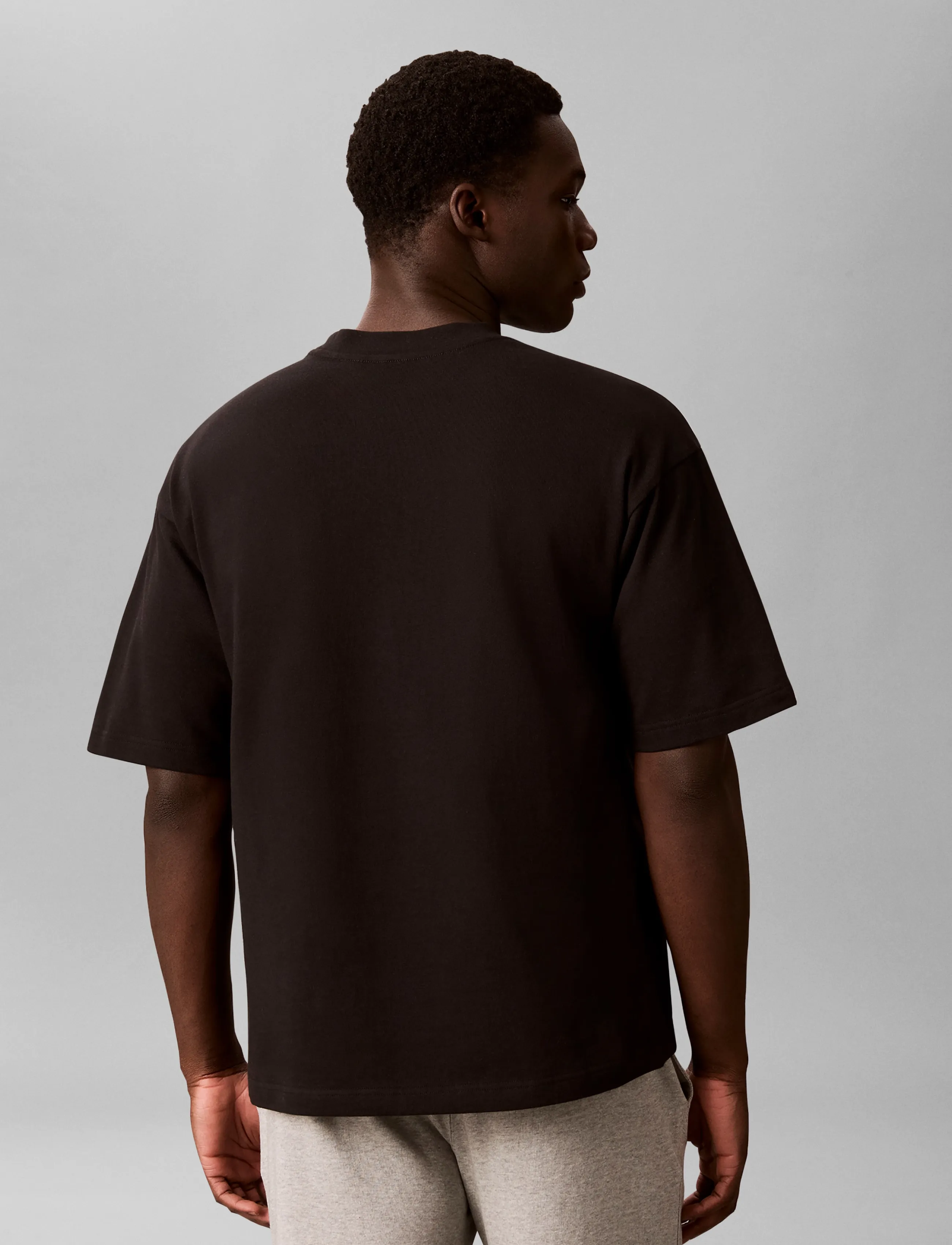Calvin Klein - S/S CREW NECK - kurzärmelige t-shirts - black - 2