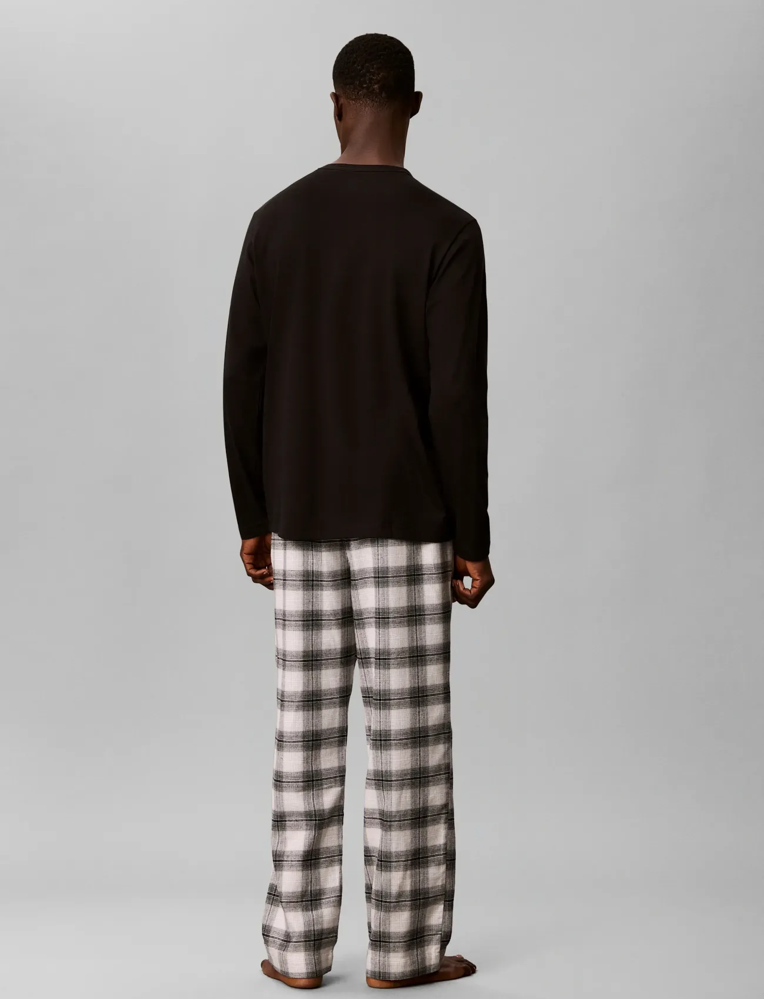 Calvin Klein - LS TEE PANT SET - pyjama sets - black top w domino plaid ivory btm - 3