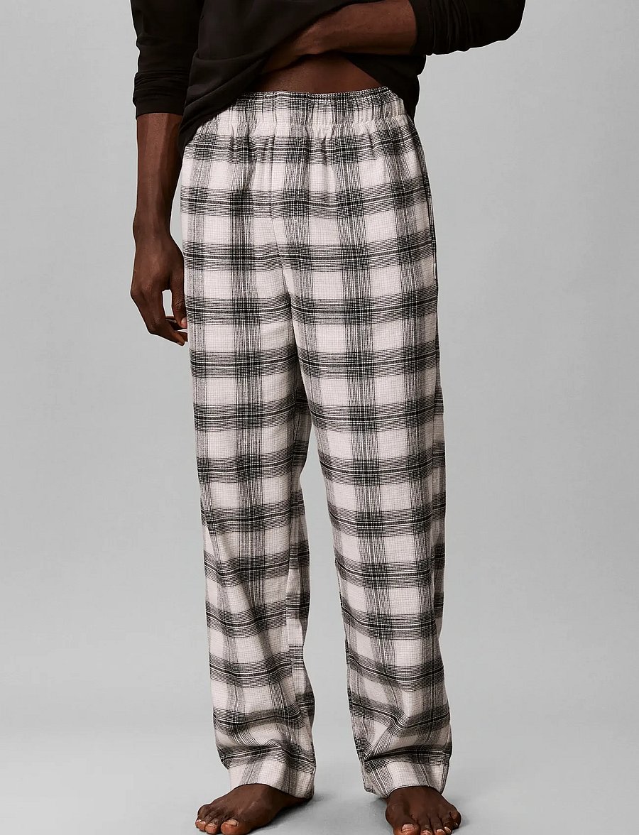 Calvin Klein - LS TEE PANT SET - pyjama sets - black top w domino plaid ivory btm - 4