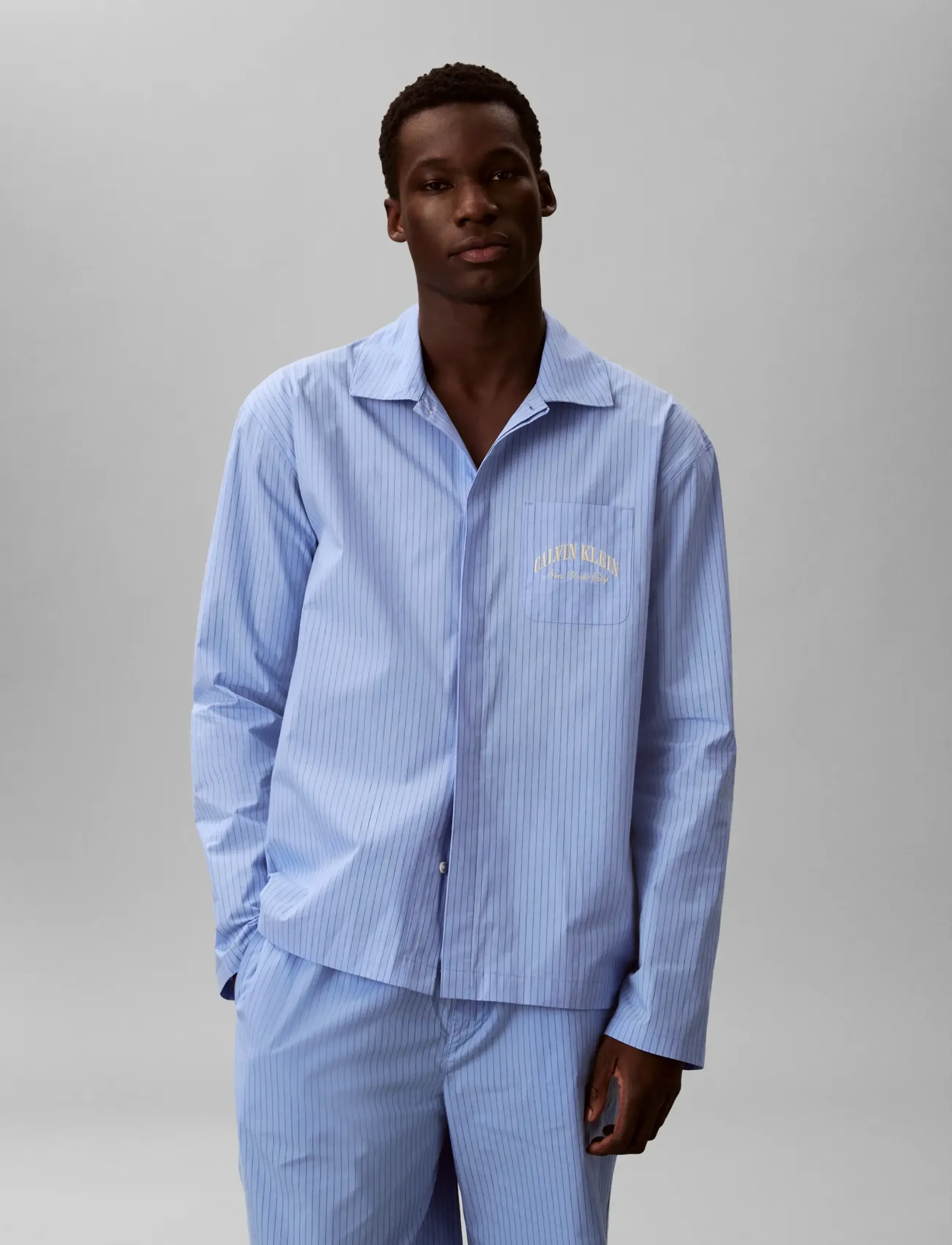 Calvin Klein - HERITAGE CREST L/S SHIRT & PANT - náttfatasett - slim stripe blue descent - 3