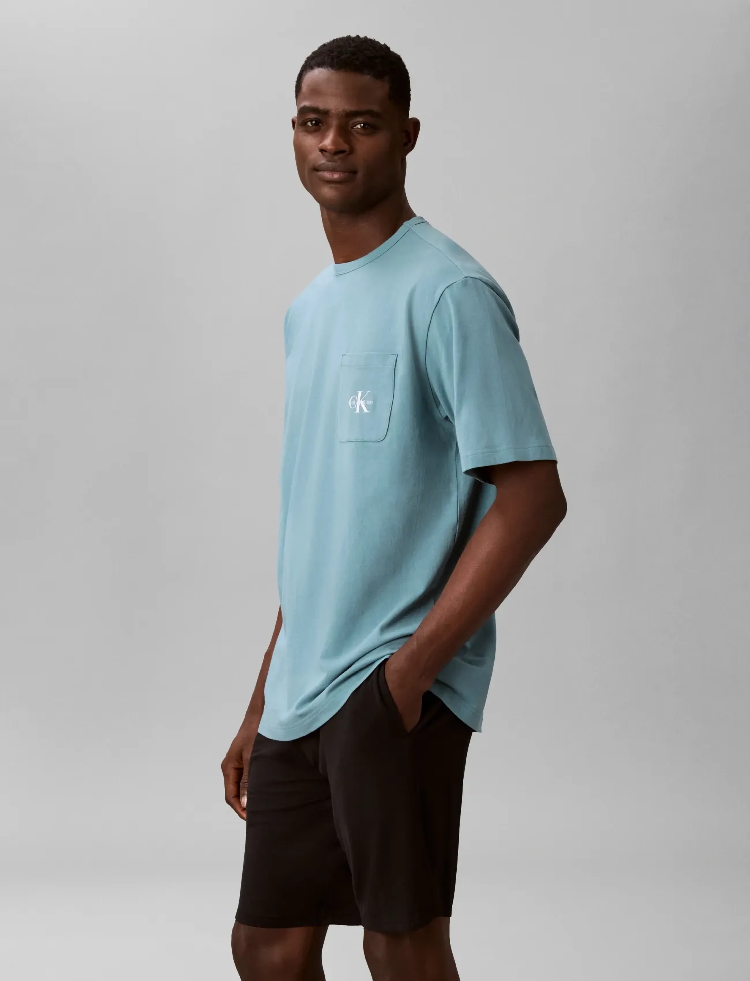 Calvin Klein - MONOGRAM S/S CREW NECK - pyjamasöverdelar - arctic - 4